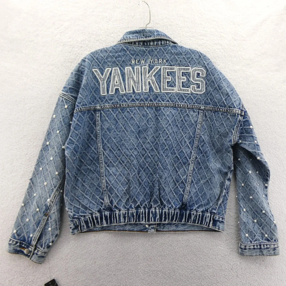 G-III Jacket Womens Medium New York Yankees Blue Pearl‎ Acid Wash Denim Jean
